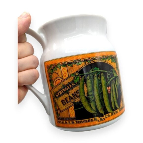 Vintage 1981 MANN Canada Stringless Beans Canning Art 6" Porcelain Pitcher Farm - Picture 6 of 7